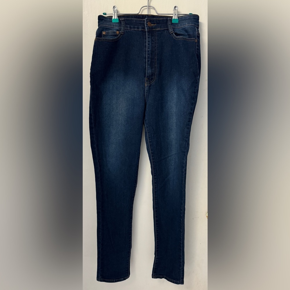 High waisted skinny jeans